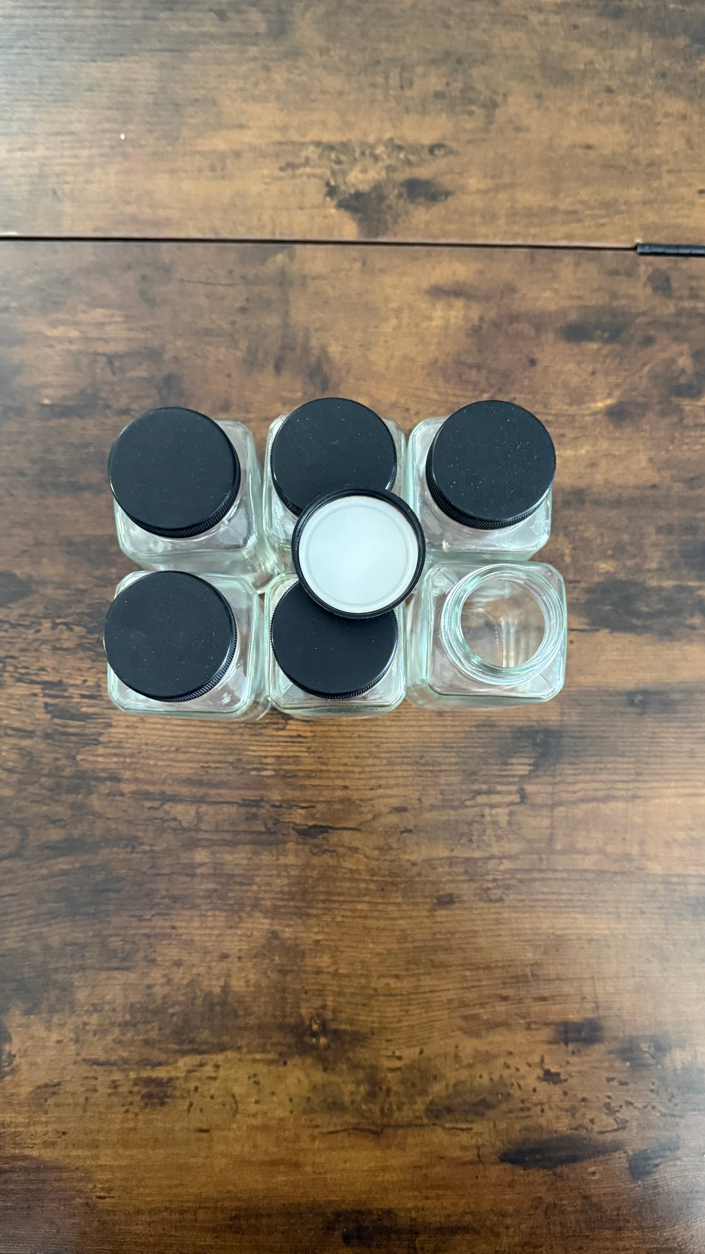 8.5 oz Glass Spice Jars with Black Lids Bundle Lot 6 Empty Storage Containers