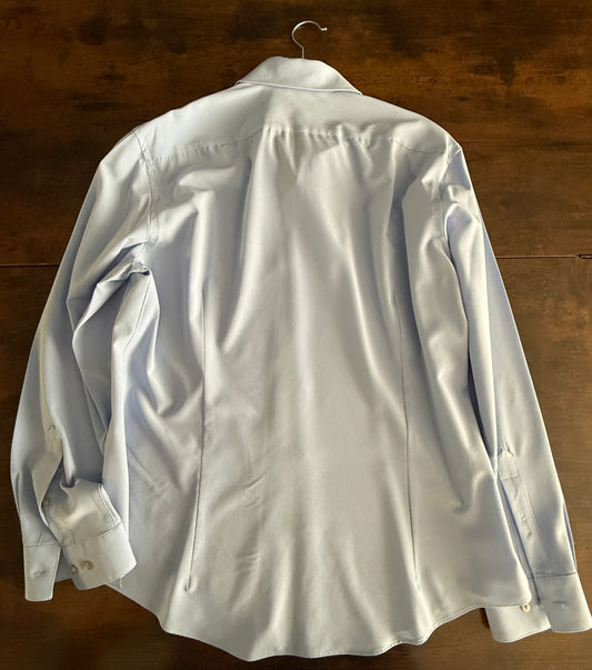 Van Heusen Traveler Dress Shirt Men’s XL Sky Blue Slim Fit Stretch 17 34/35