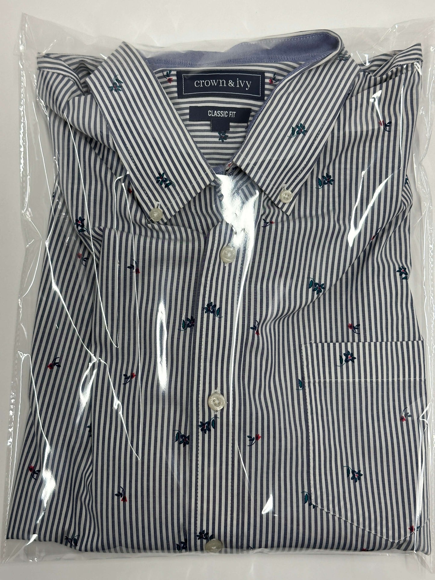 Crown & Ivy Long Sleeve Button Down Dress Shirt Size Large Red White Blue