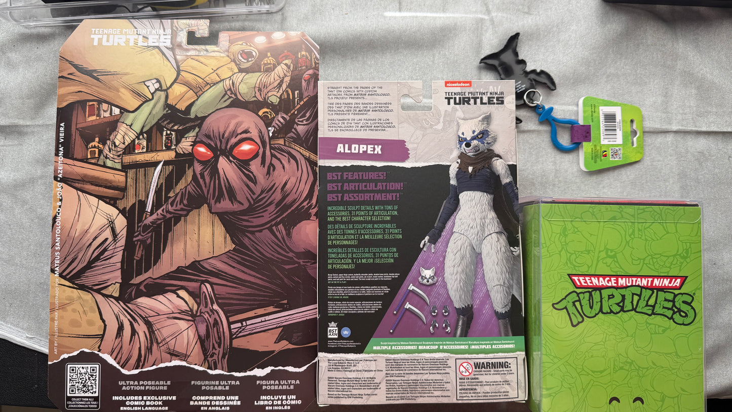 TMNT Bundle Alopex + Foot Soldier + Raphael Youtooz + FREE Stitch Keychain