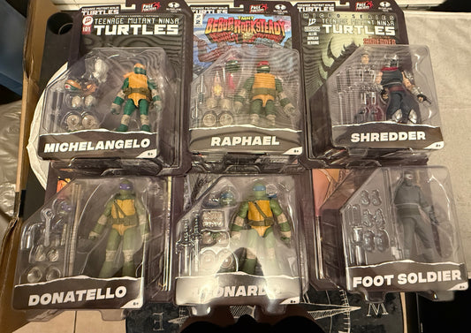 McFarlane Teenage Mutant Ninja Turtles Page Punchers Figures Full-Set Bundle IDW