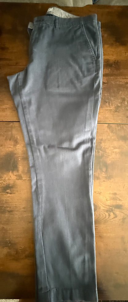 Amazon Essentials Men’s Slim Fit Chino Pants Blue Gray 33x30 Tailored