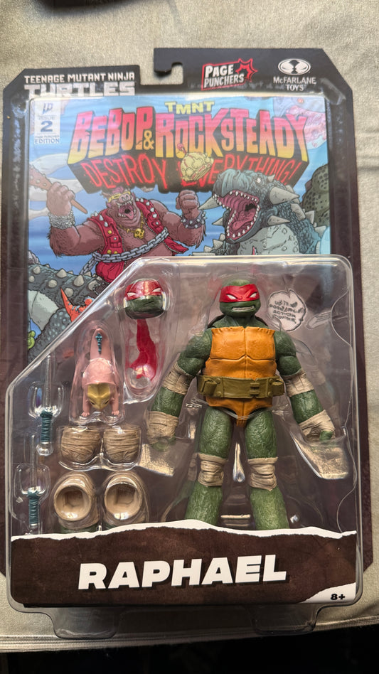 TMNT Raphael Page Punchers Figure w/ Comic McFarlane Toys New