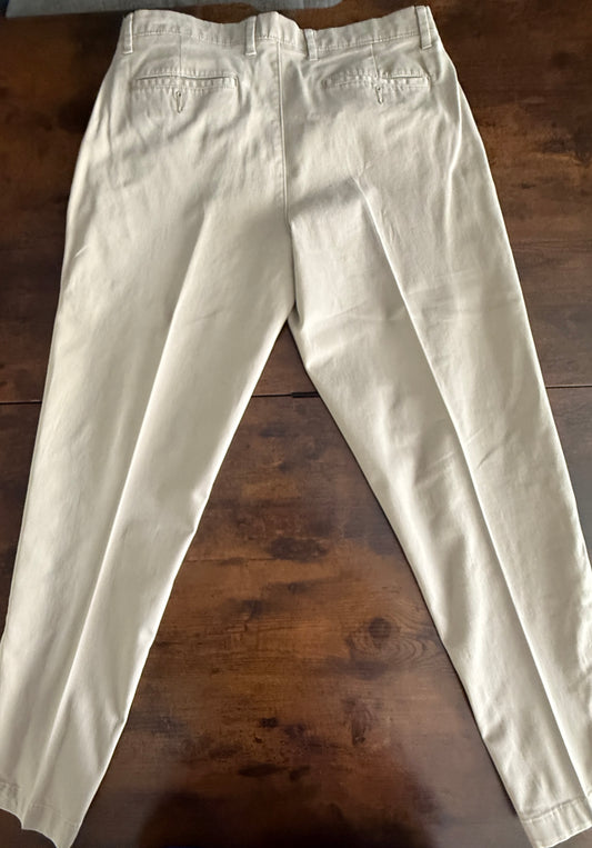 Amazon Essentials Men’s Slim Fit Chino Pants Khaki Beige 33x30 Tailored