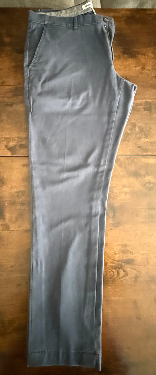 Amazon Essentials Men’s Slim Fit Chino Pants Blue Gray 33x30 Tailored