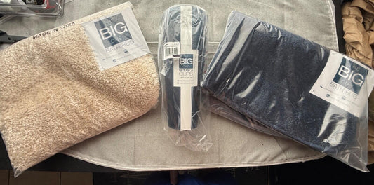 Kohl's Big Bundle: Set of 4 Cups, Bath Rugs - Navy & Almond