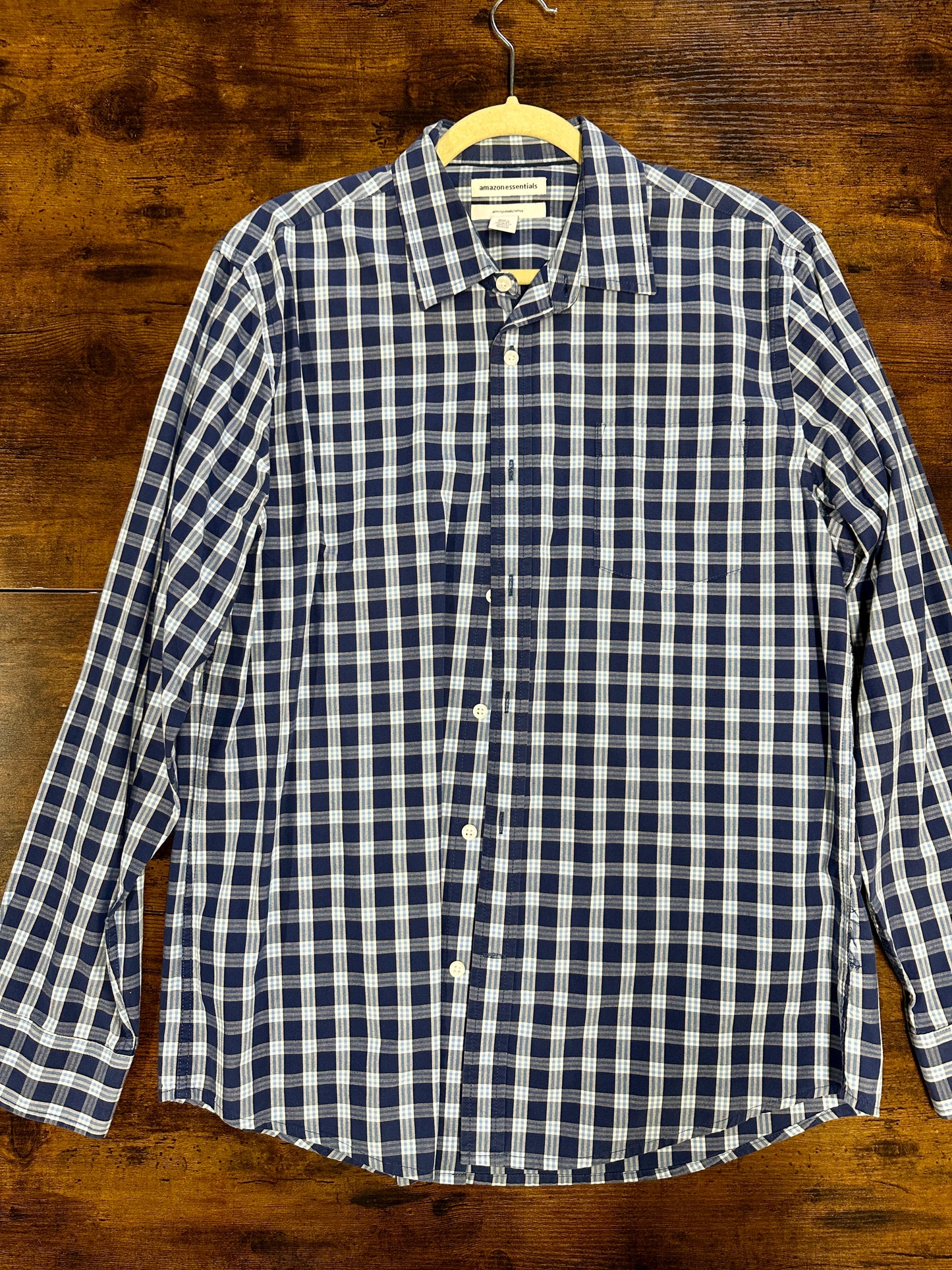 Amazon Essentials Men's Slim-Fit Long-Sleeve Poplin Shirt, Blue Plaid, Large
