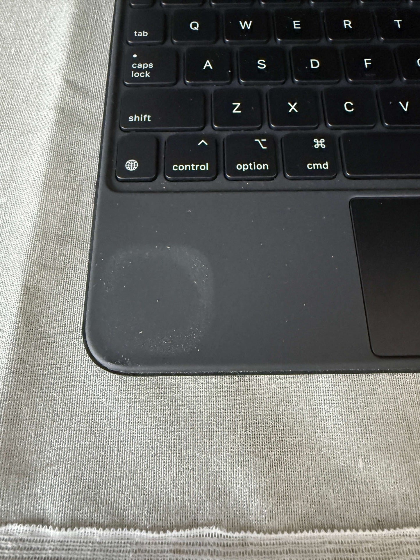 Apple Magic Keyboard for Apple iPad Pro 11 inch - Black
