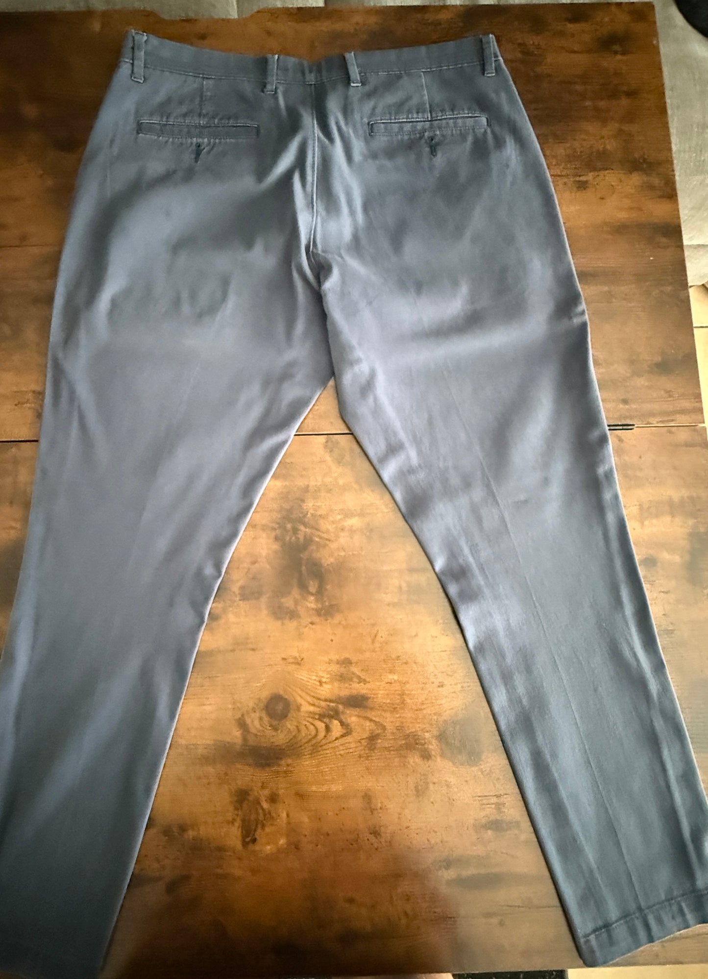 Amazon Essentials Men’s Slim Fit Chino Pants Blue Gray 33x30 Tailored