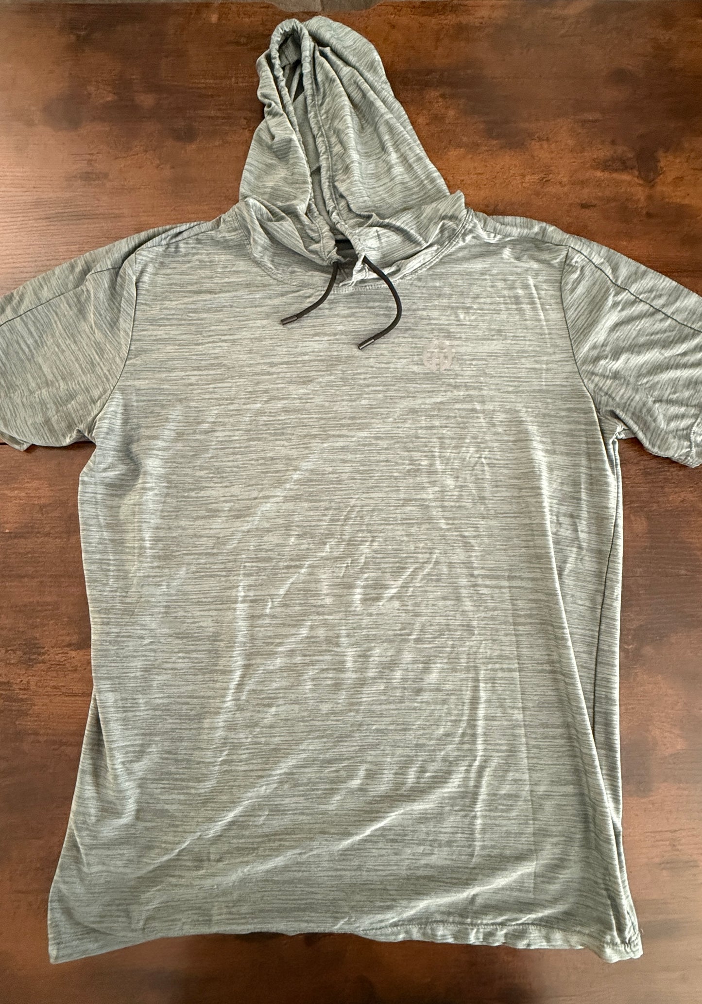 Men’s Athletic Short Sleeve Hooded Performance Shirts Bundle Lot 3 Large