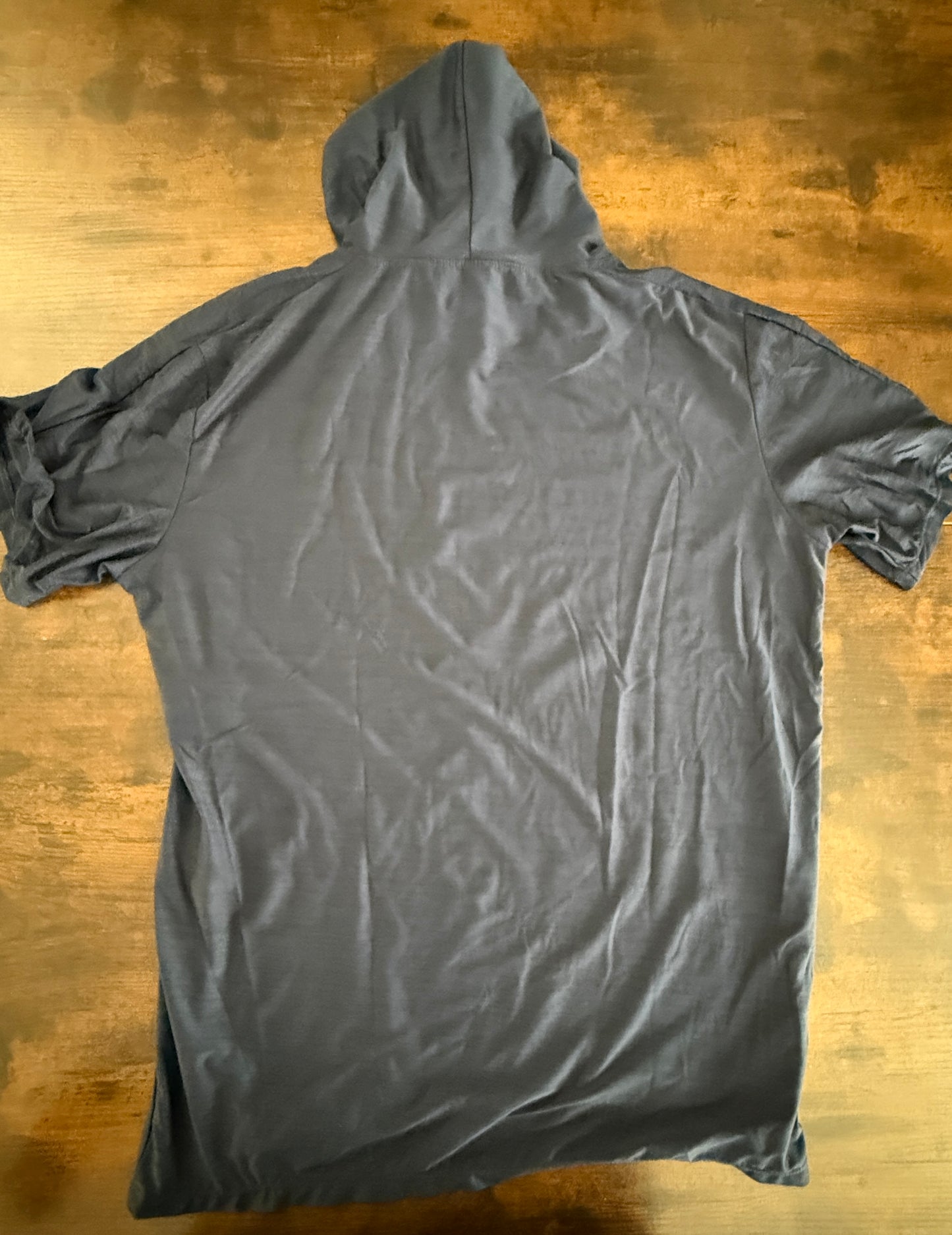 Men’s Athletic Short Sleeve Hooded Performance Shirts Bundle Lot 3 Large