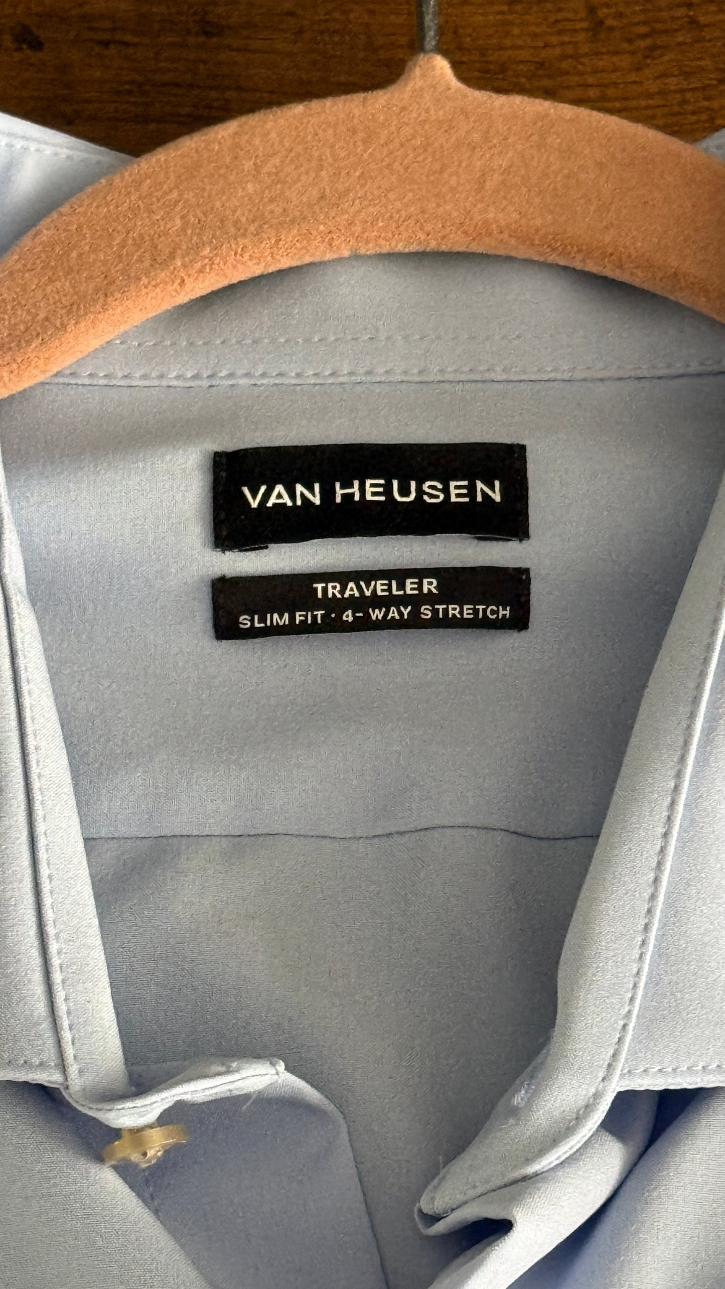 Van Heusen Traveler Dress Shirt Men’s XL Sky Blue Slim Fit Stretch 17 34/35