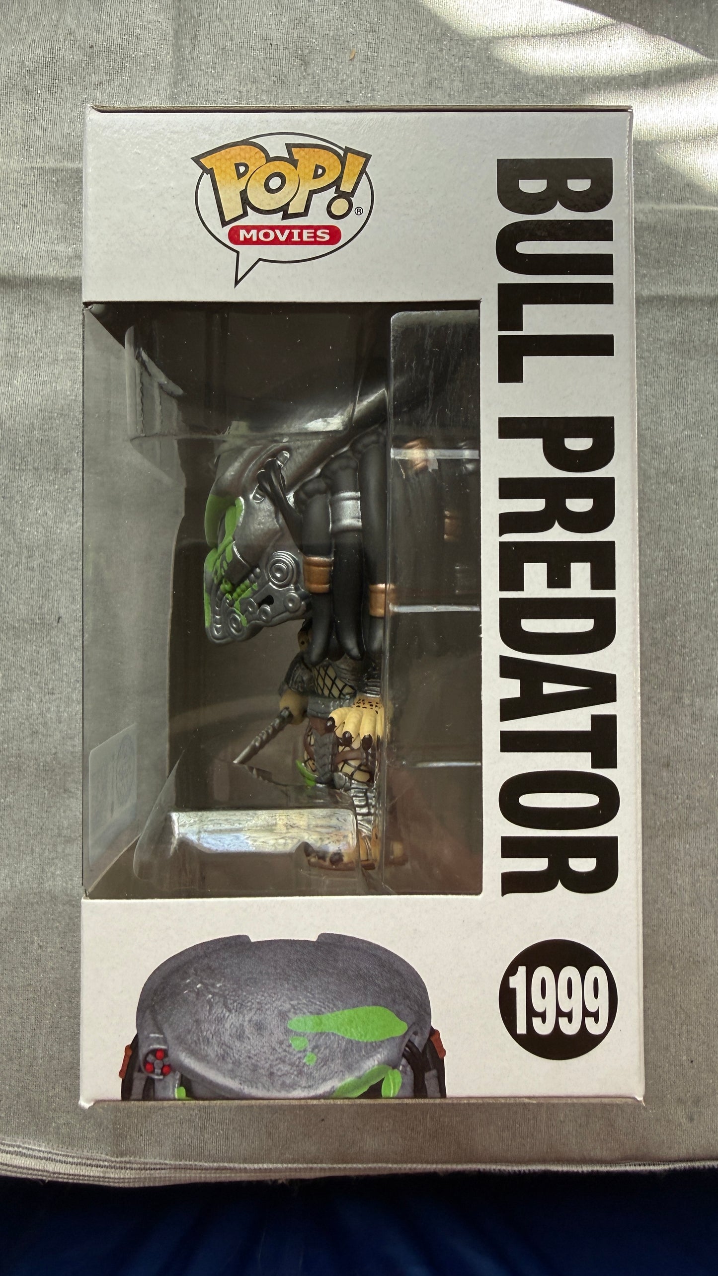 Funko Pop! Vinyl: Alien Vs. Predator - Requiem Bloody Bull Predator (Glow) #1999