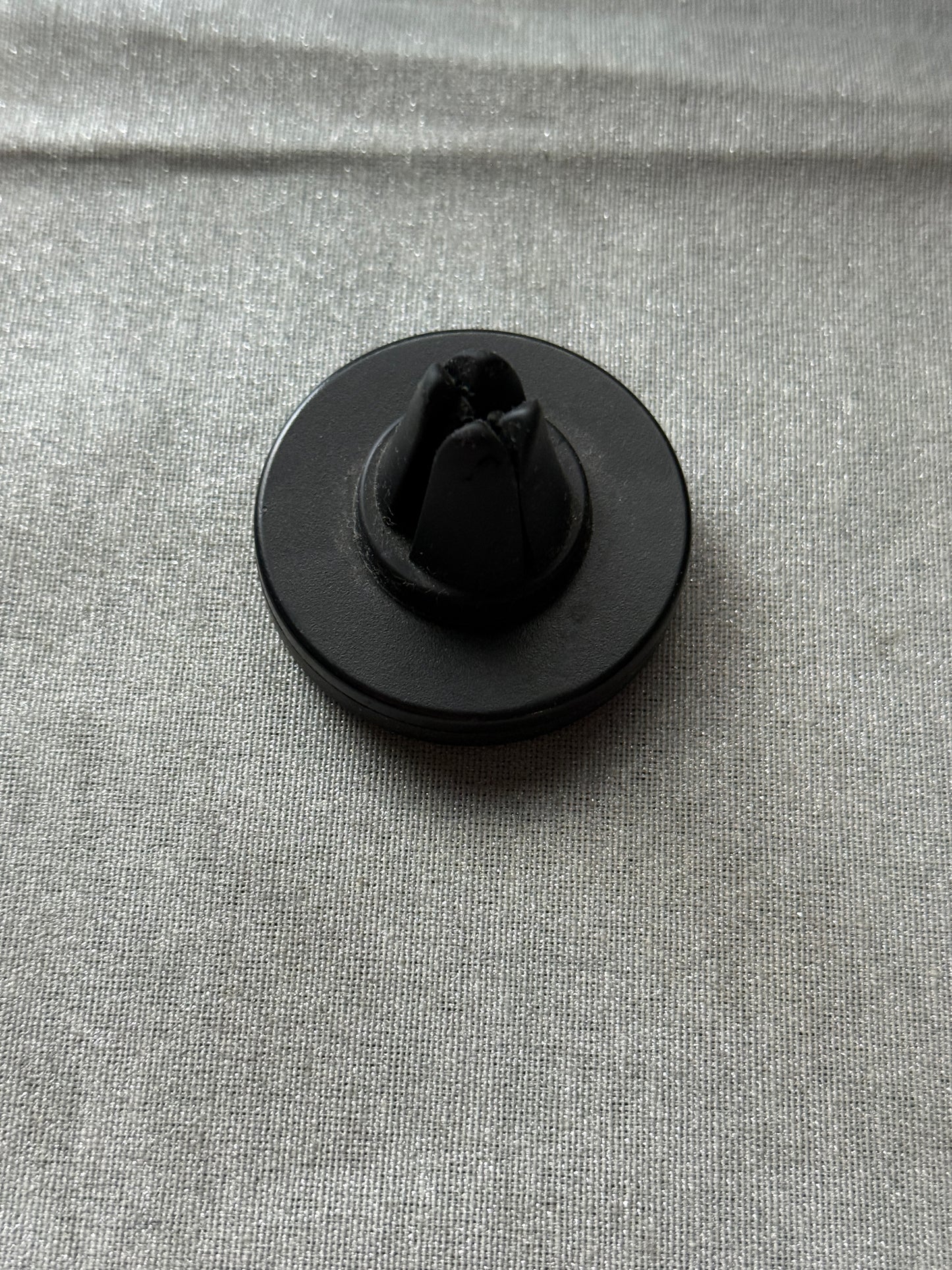 WizGear Universal  Magnetic Phone Holder Car Mount (Black)