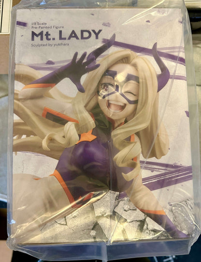 My Hero Academia Mt. Lady ARTFX J 1/8 Scale Figure Collectible - Collection