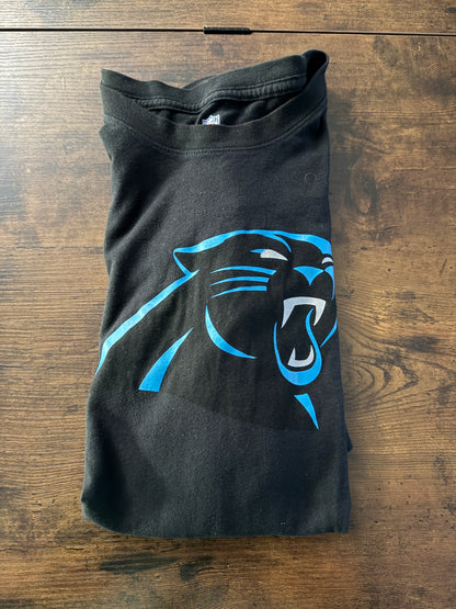 New Era Carolina Panthers Large Short Sleeve Shirt