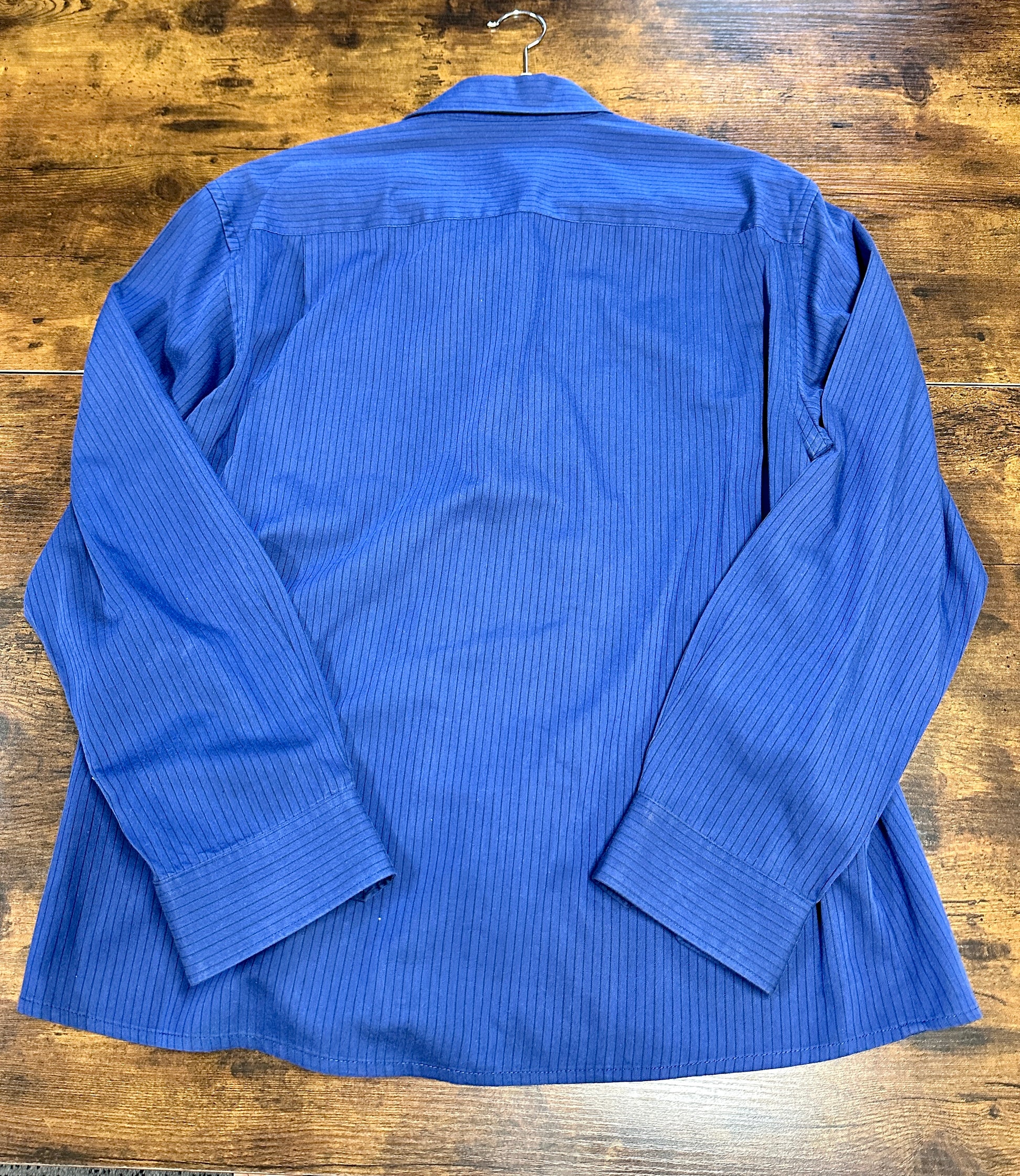 Van Heusen Men's Long Sleeve Dress Shirt Regular Fit Large 16/16.5 Blu Casual Cache Van Heusen Men's Long Sleeve Dress Shirt Regular Fit Large 16/16.5 Blu Casual Cache