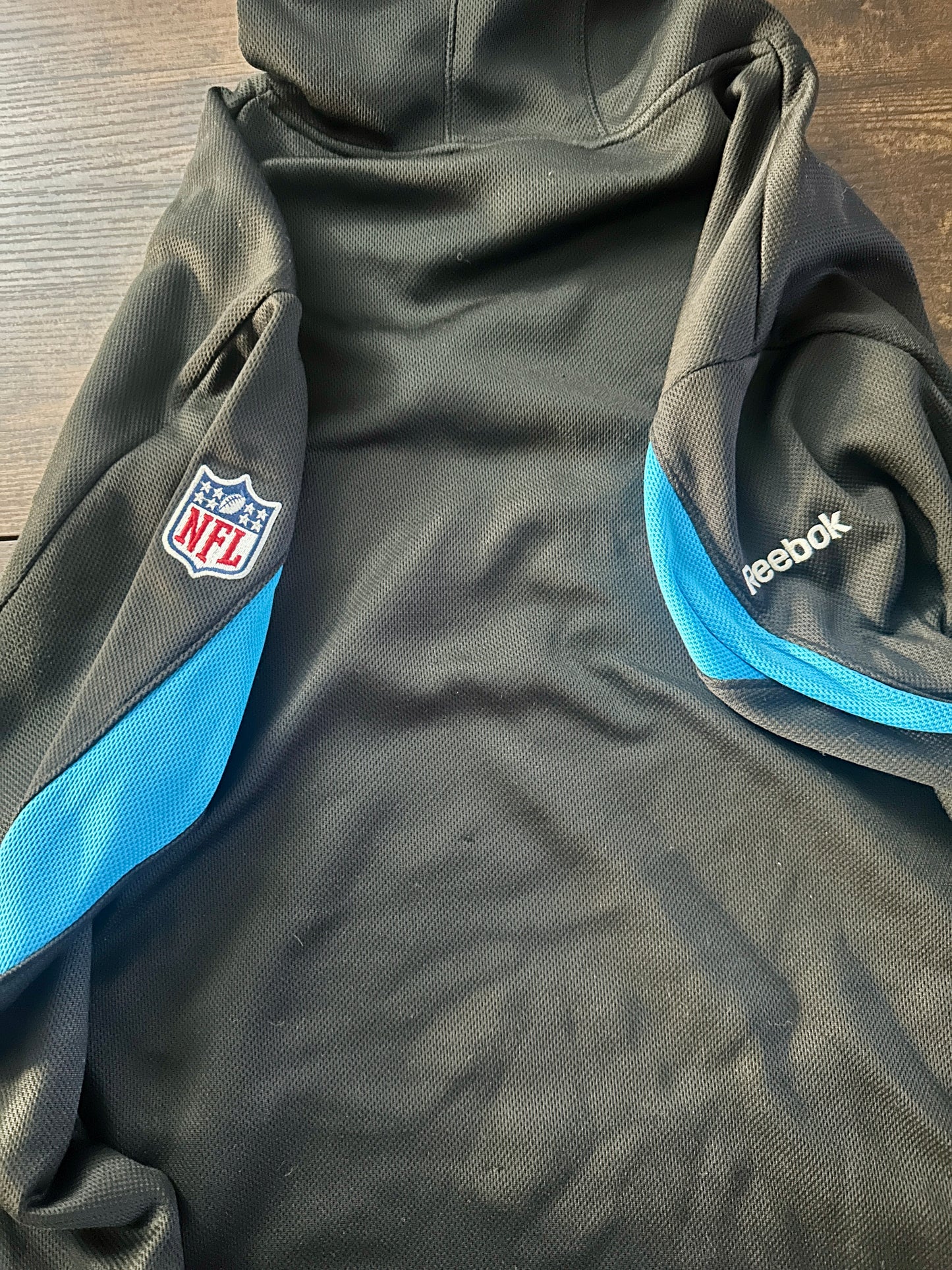 carolina panthers hoodie reebok onfield men's large 100% polyester