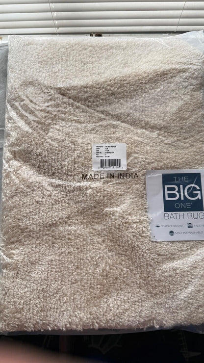 Kohl's Big Bundle: Set of 4 Cups, Bath Rugs - Navy & Almond